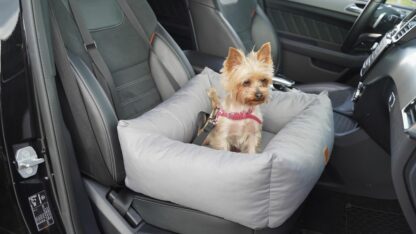 Autostol til hunde eller katte 50x17x55cm grå stof